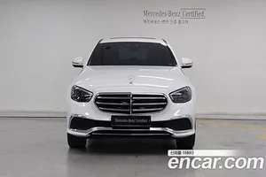 Mercedes-Benz E-Class, 2023 — миниатюра 3
