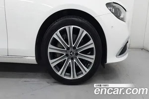 Mercedes-Benz E-Class, 2023 — миниатюра 5
