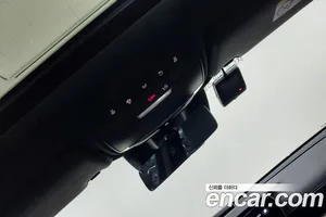 Mercedes-Benz E-Class, 2023 — миниатюра 17