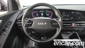 Kia Niro, 2022 — миниатюра 13