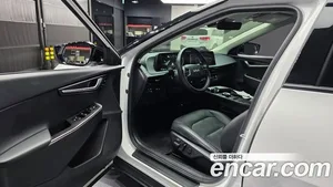 Kia EV6, 2022 — миниатюра 13