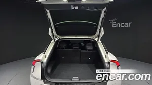 Kia EV6, 2022 — миниатюра 26