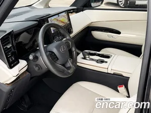 Lexus LM, 2024 — миниатюра 8