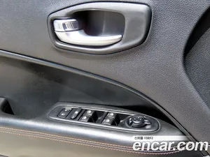 Jeep Compass, 2019 — миниатюра 11