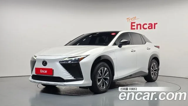 Lexus RZ, 2023 — фото автомобиля из Кореи
