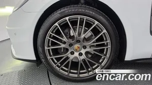 Porsche Panamera, 2022 — миниатюра 5