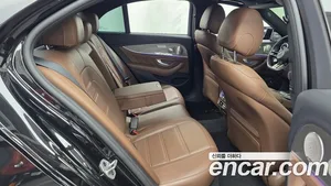Mercedes-Benz E-Class, 2021 — миниатюра 18