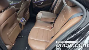 Mercedes-Benz E-Class, 2021 — миниатюра 16