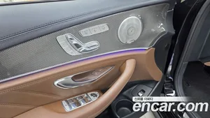 Mercedes-Benz E-Class, 2021 — миниатюра 32