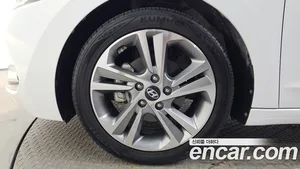 Hyundai Avante, 2017 — миниатюра 5