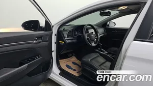 Hyundai Avante, 2017 — миниатюра 10