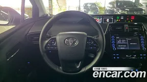 Toyota Prius, 2021 — миниатюра 8