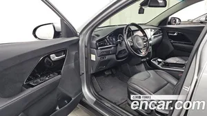 Kia Niro, 2021 — миниатюра 13