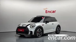 Mini Cooper, 2023 — миниатюра 1