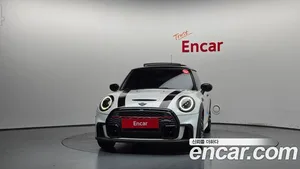 Mini Cooper, 2023 — миниатюра 3