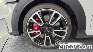 Mini Cooper, 2023 — миниатюра 5