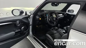 Mini Cooper, 2023 — миниатюра 10