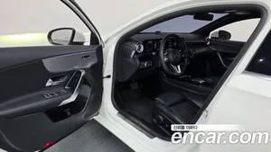 Mercedes-Benz A-Class, 2022 — миниатюра 13