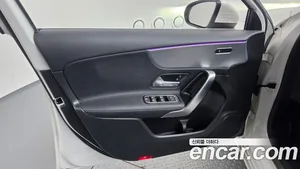 Mercedes-Benz A-Class, 2022 — миниатюра 14