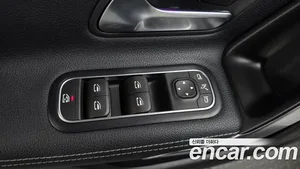 Mercedes-Benz A-Class, 2022 — миниатюра 29