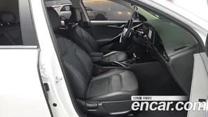 Kia Niro, 2022 — миниатюра 17