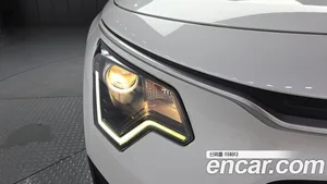 Kia Niro, 2022 — миниатюра 8