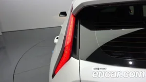 Kia Niro, 2022 — миниатюра 9