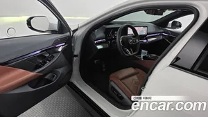 BMW 5-Series, 2025 — миниатюра 13
