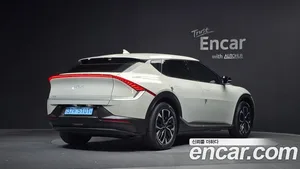 Kia EV6, 2022 — миниатюра 2