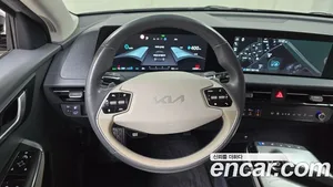 Kia EV6, 2022 — миниатюра 12