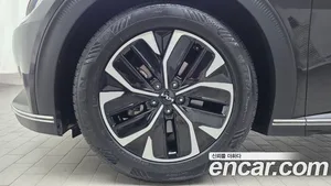 Kia EV6, 2022 — миниатюра 4