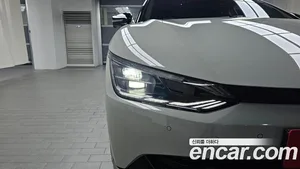 Kia EV6, 2022 — миниатюра 7