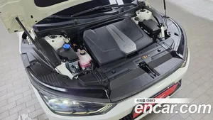 Kia EV6, 2022 — миниатюра 5