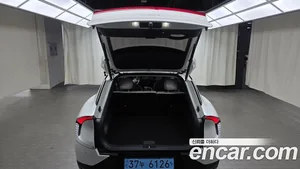 Kia EV6, 2022 — миниатюра 22
