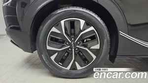 Kia EV6, 2022 — миниатюра 6