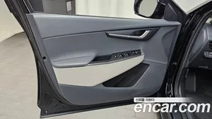 Kia EV6, 2022 — миниатюра 13