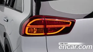 Kia Niro, 2020 — миниатюра 8