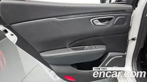 Renault SM6, 2016 — миниатюра 14