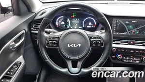 Kia Niro, 2022 — миниатюра 12