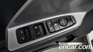 Kia Niro, 2016 — миниатюра 13