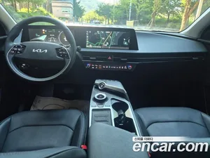 Kia EV6, 2022 — миниатюра 10