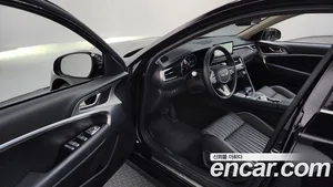 Genesis G70, 2025 — миниатюра 13