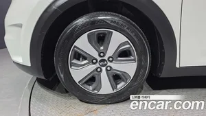 Kia Niro, 2016 — миниатюра 5