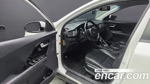 Kia Niro, 2016 — миниатюра 10