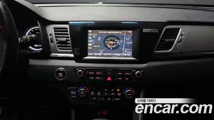 Kia Niro, 2016 — миниатюра 14