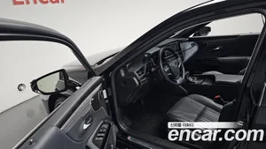 Lexus ES, 2023 — миниатюра 13