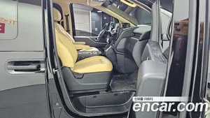 Hyundai Staria, 2024 — миниатюра 17