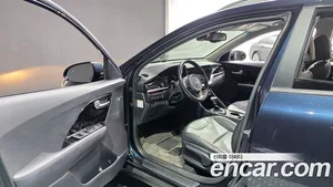 Kia Niro, 2021 — миниатюра 13