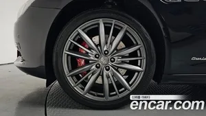 Maserati Quattroporte, 2020 — миниатюра 4