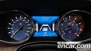 Maserati Quattroporte, 2020 — миниатюра 10
